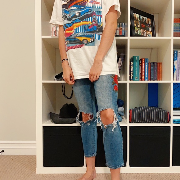 π₯PACSUN EMBROIDERED MOM JEANπ₯ - Picture 1 of 6